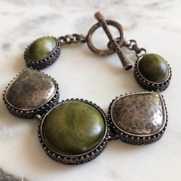 Lucky Brand Green Wood And Metal Cabachon Bracelet - Picture 5 of 15